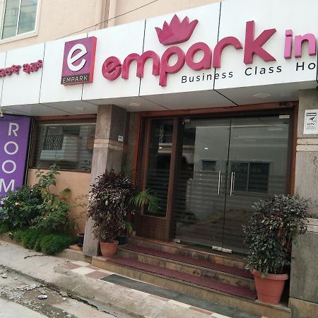 Empark Inn Bangalore Exterior foto